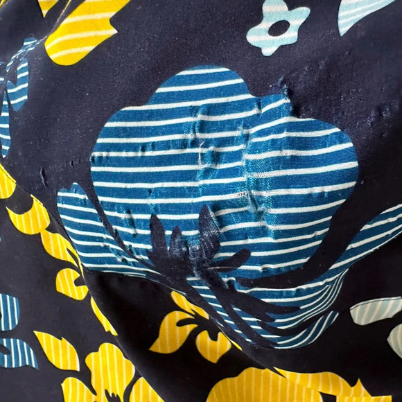 Dos Equis Floral Button Down Short Sleeve Shirt size XL - Picture 4 of 5